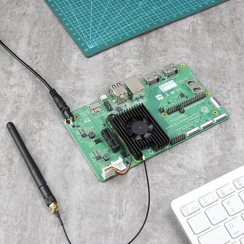 Aluminum Raspberry Pi Compute Module 4 (CM4) Case / Case with Fan 16 22 3 2